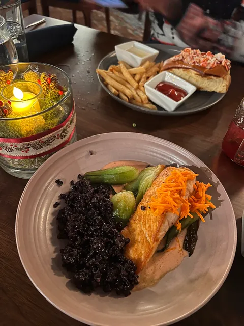 Porter Kitchen + Bar