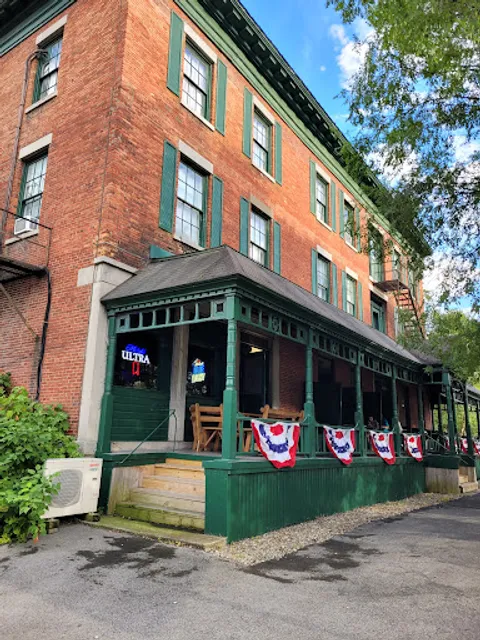 The Corner Pub at Rogues Harbor