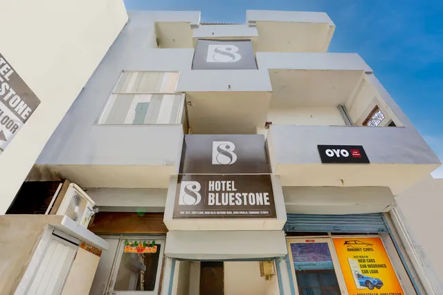 OYO Flagship HOTEL BLUESTONE