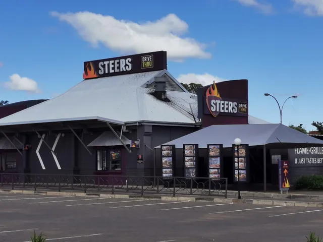 Steers Drive Thru