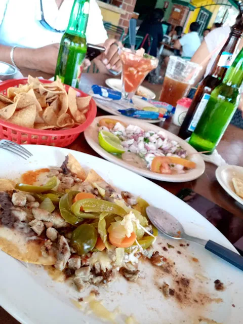 MAR Y CHELA RESTAURANTE