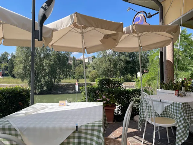 Pizzeria Trattoria Cygnus