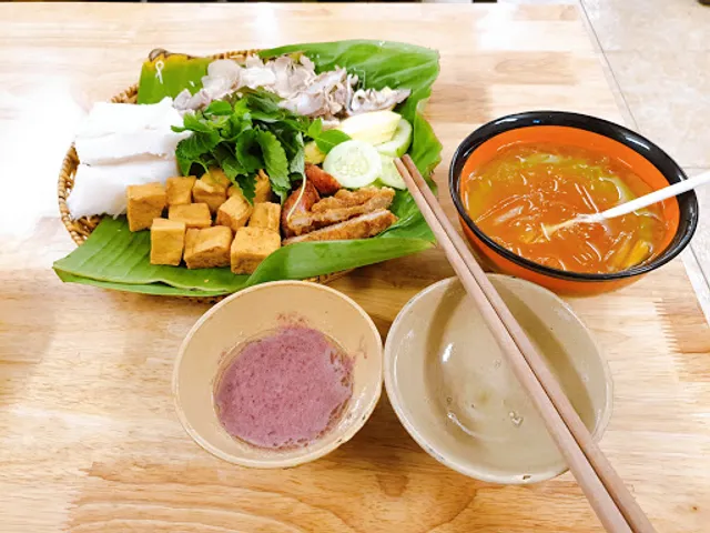 Bún Đậu Mắm Tôm Chí Phèo
