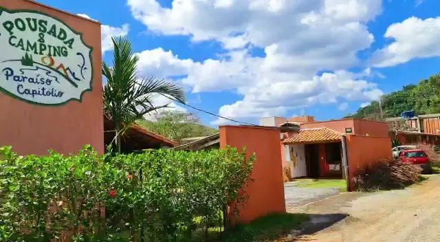 Paraíso Capitólio Suítes Pousada