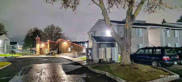 Lake Aspen Apartments