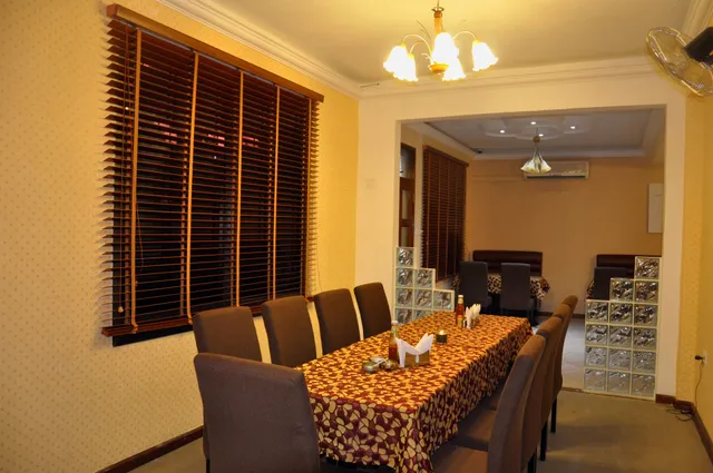 Mamboz SizGrill - Upanga