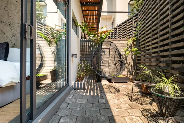 HOTEL PUG SEAL POLANCO ALLAN POE