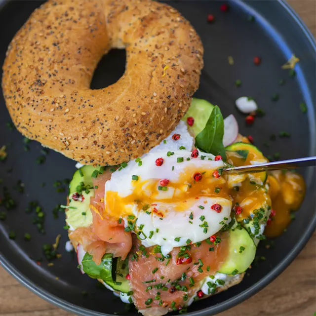 Démodé Café Bistro