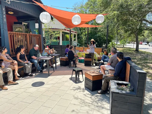 Noisy Crane Tea House