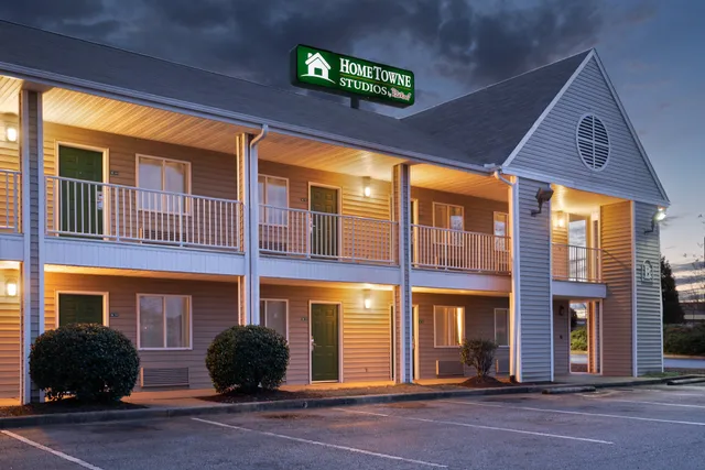 HomeTowne Studios Spartanburg - Asheville Highway