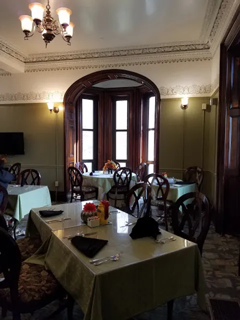 Colonel's Cupboard Restaurant