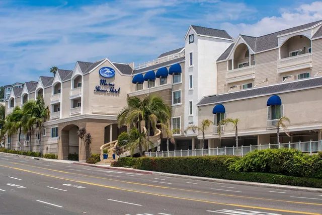 Best Western Plus Marina Shores Hotel