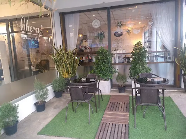 Cherry Love‘s Café