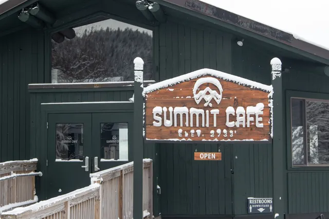 Summit Cafe