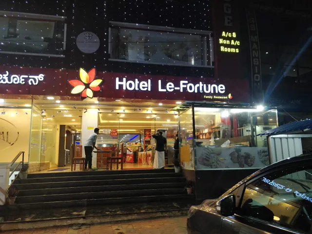 OYO 8691 Le Kushalnagar