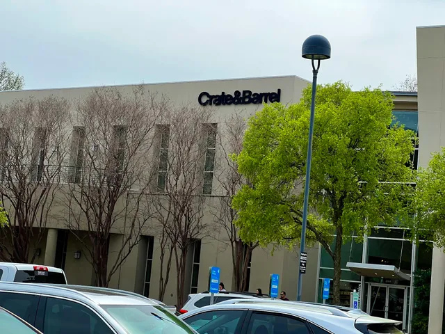 Crate & Barrel