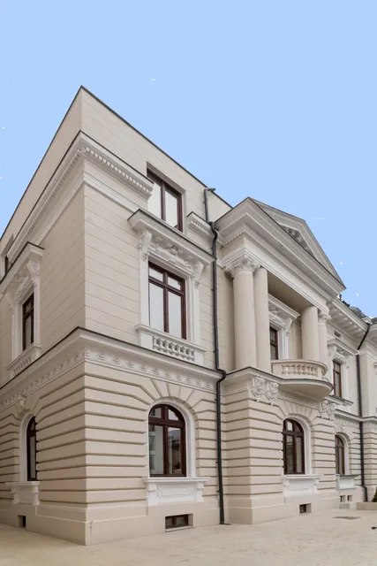 Hotel Lahovary Palace