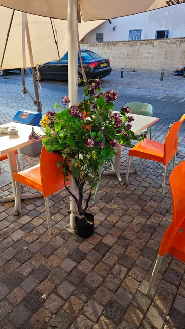 Za'atar Lebanese Bakery