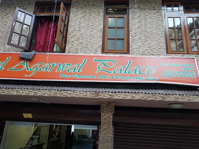 OYO 24736 Hotel Agarwal Palace