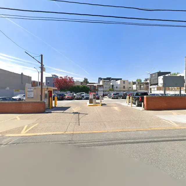 Italian Market Parking