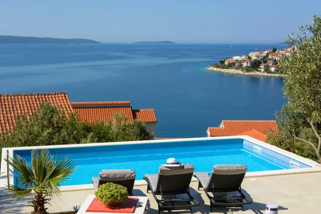 Villa Aurora, Mavarštica, Čiovo