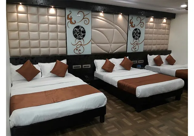 Hotel Karishma - Dadar