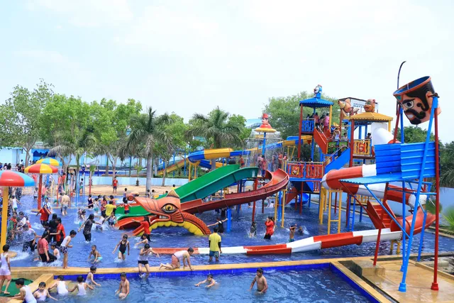 Weekend Getaway Resorts - Club Platinum Resort