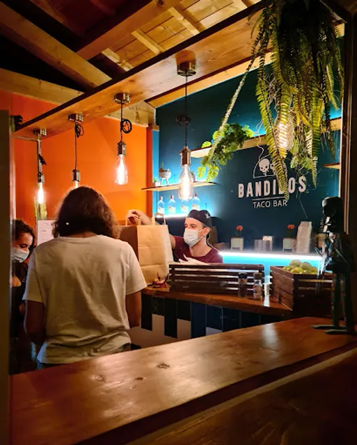 Bandidos Taco Bar Riviera