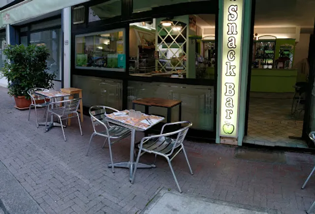 Snack bar Green Apple