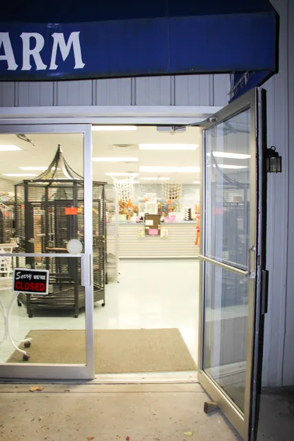 Sugarcreek Bird Farm