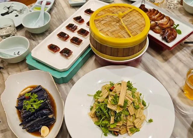 Beiping Restaurant Fugui Hehua Roasted Duck Restaurant Tuanjiehu Store