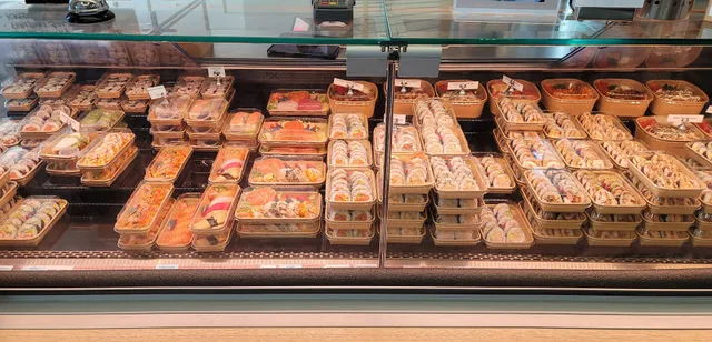 Daimonji Sushi Bar & Grill