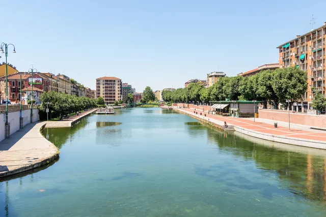 White Navigli The Pleasure of Living DownTown