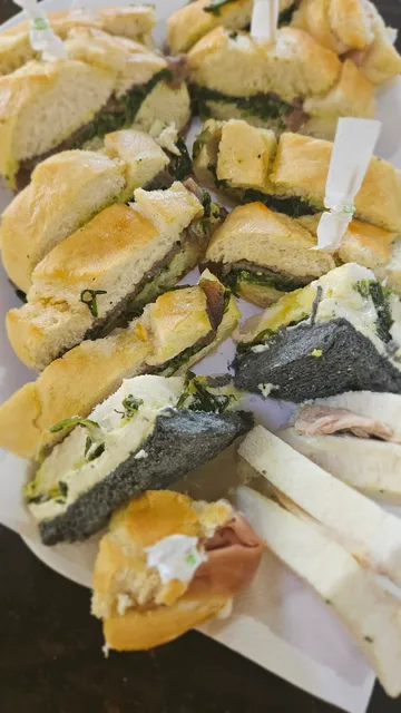 aRoma Caffetteria Bistrot