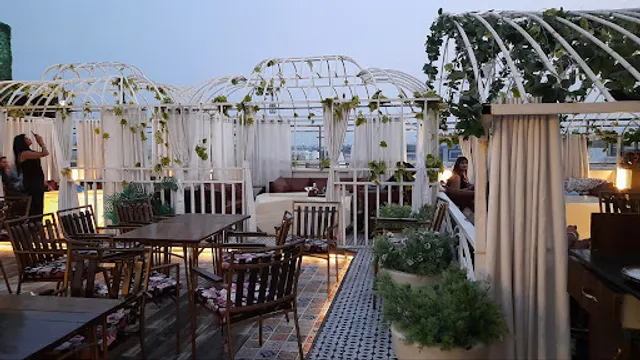 Take Off Scarlet - TOS