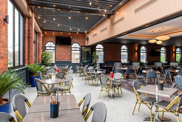 The Greensborough Hotel