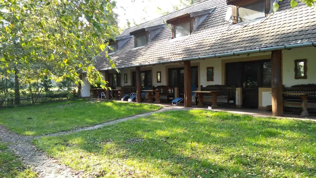 Lovaspanzió Hévíz