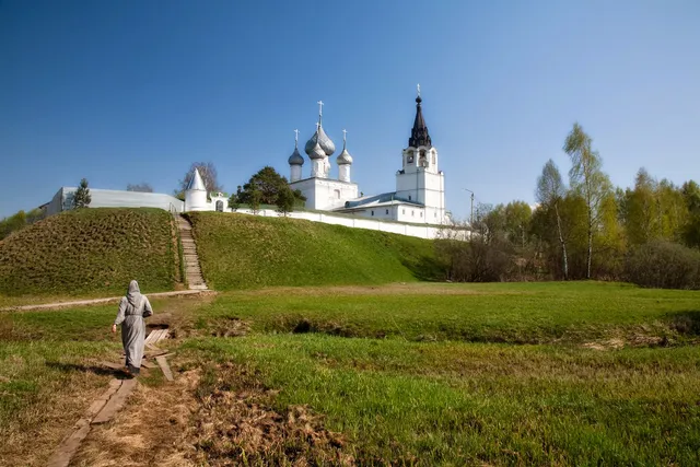 Troitse-Sypanov Pakhomiyevo-Nerekhtskiy Monastyr'