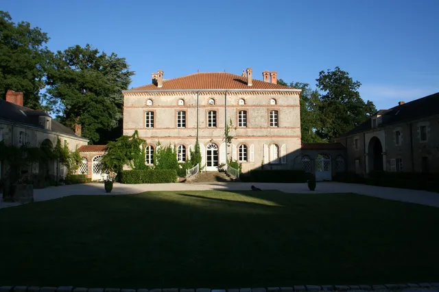 Castle of Oiselinière