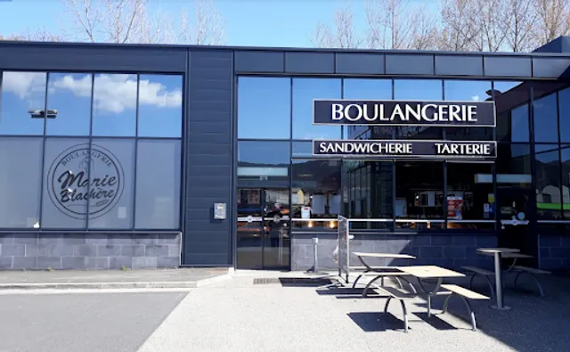 Marie Blachère MALAUZAT