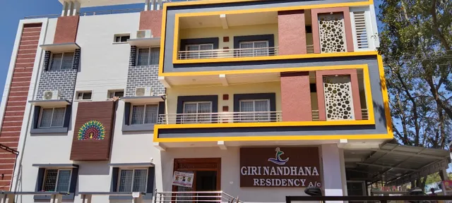 Giri Nandhana Residency