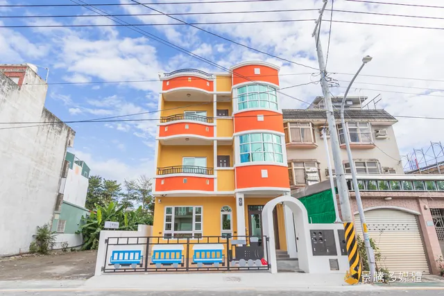 鐵支路民宿 - 台東推薦民宿 車站附近 臨近市區人氣住宿價格 優惠 必住平價電梯民宿 暑假訂房好評 親子家庭旅客首選便宜旅宿 網友網紅熱門打卡拍照特色民宿 微旅行高CP值評價