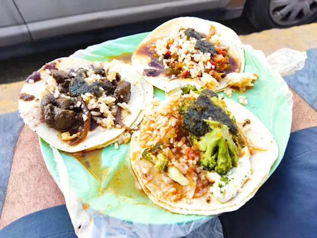 Tacos de Guisados