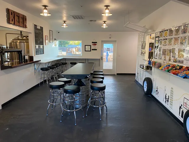 Mode Brewing + Kitchen