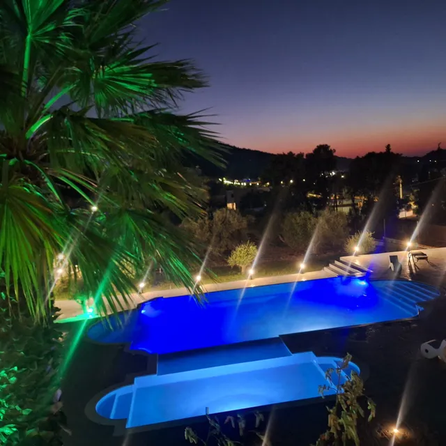 Red Rose Luxury Villa