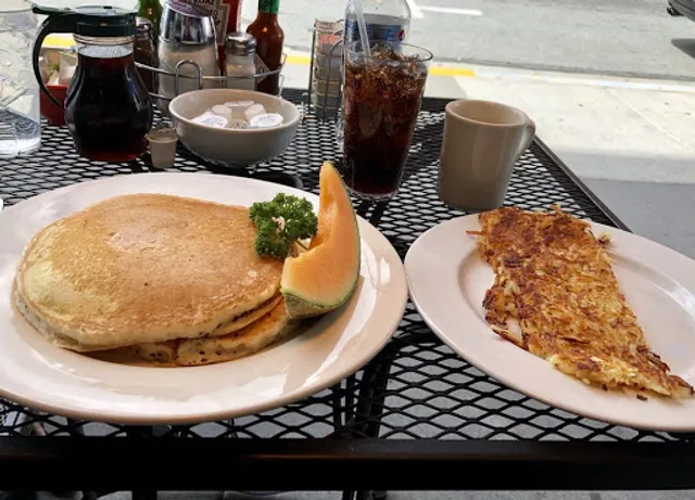 Peg's Glorified Ham N Eggs - Mae Anne Ave