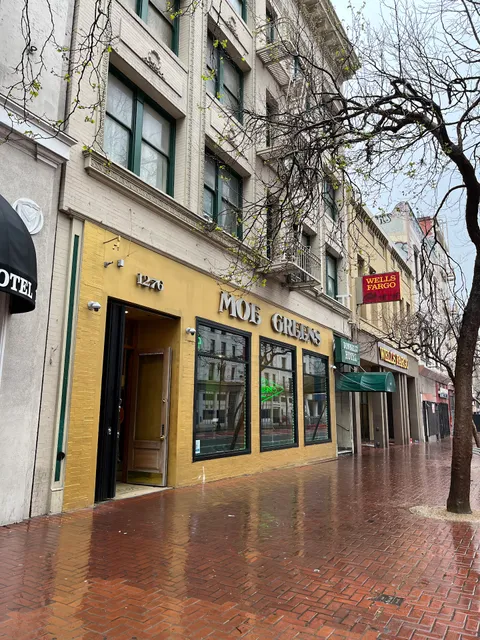 Moe Greens Dispensary & Lounge