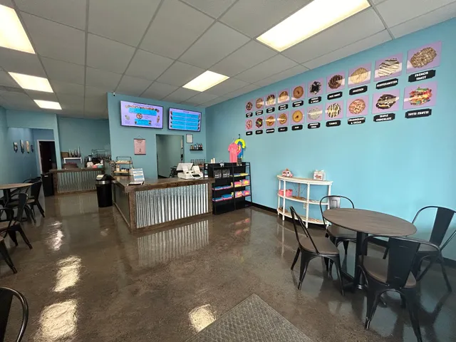 Lil Bitty Donut Co. - Southport, NC