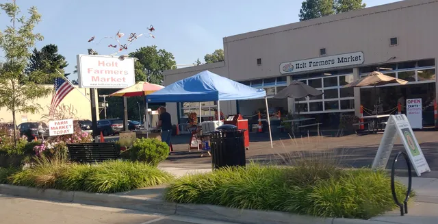 Holt Farmers' Market