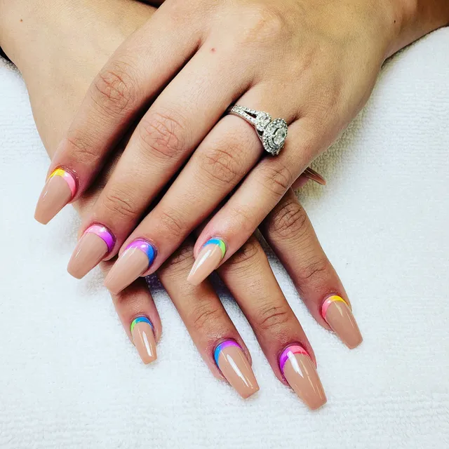 The Nail Lounge of Tucson